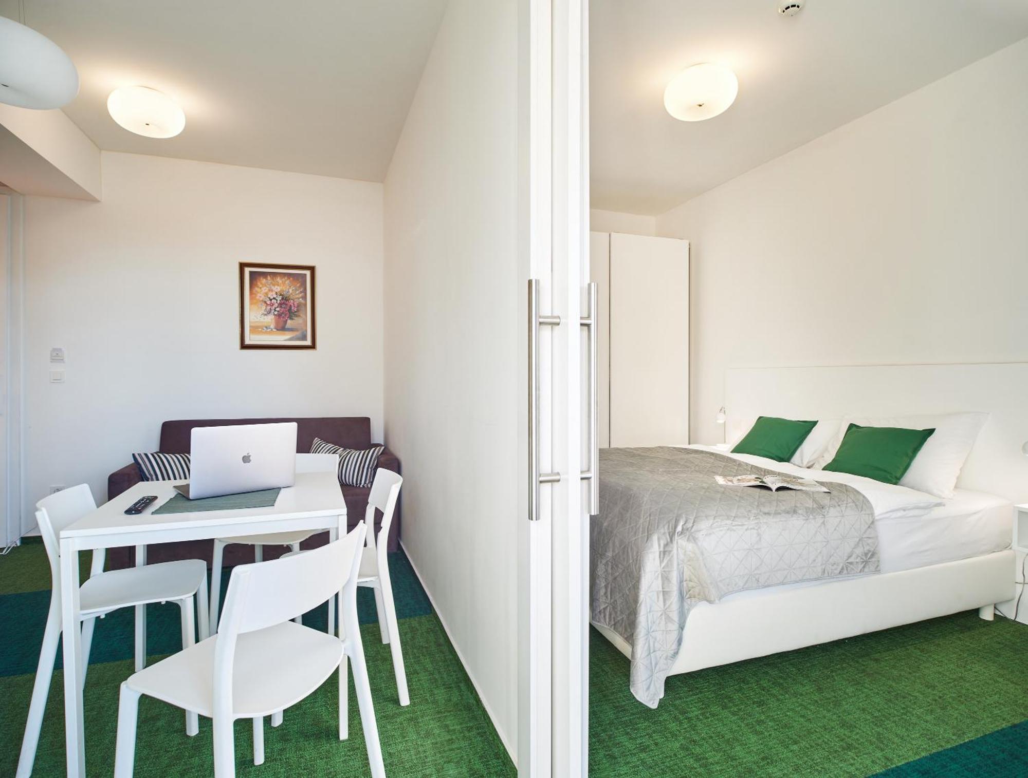 Skylux Apartments By Irundo Ζάγκρεμπ Εξωτερικό φωτογραφία